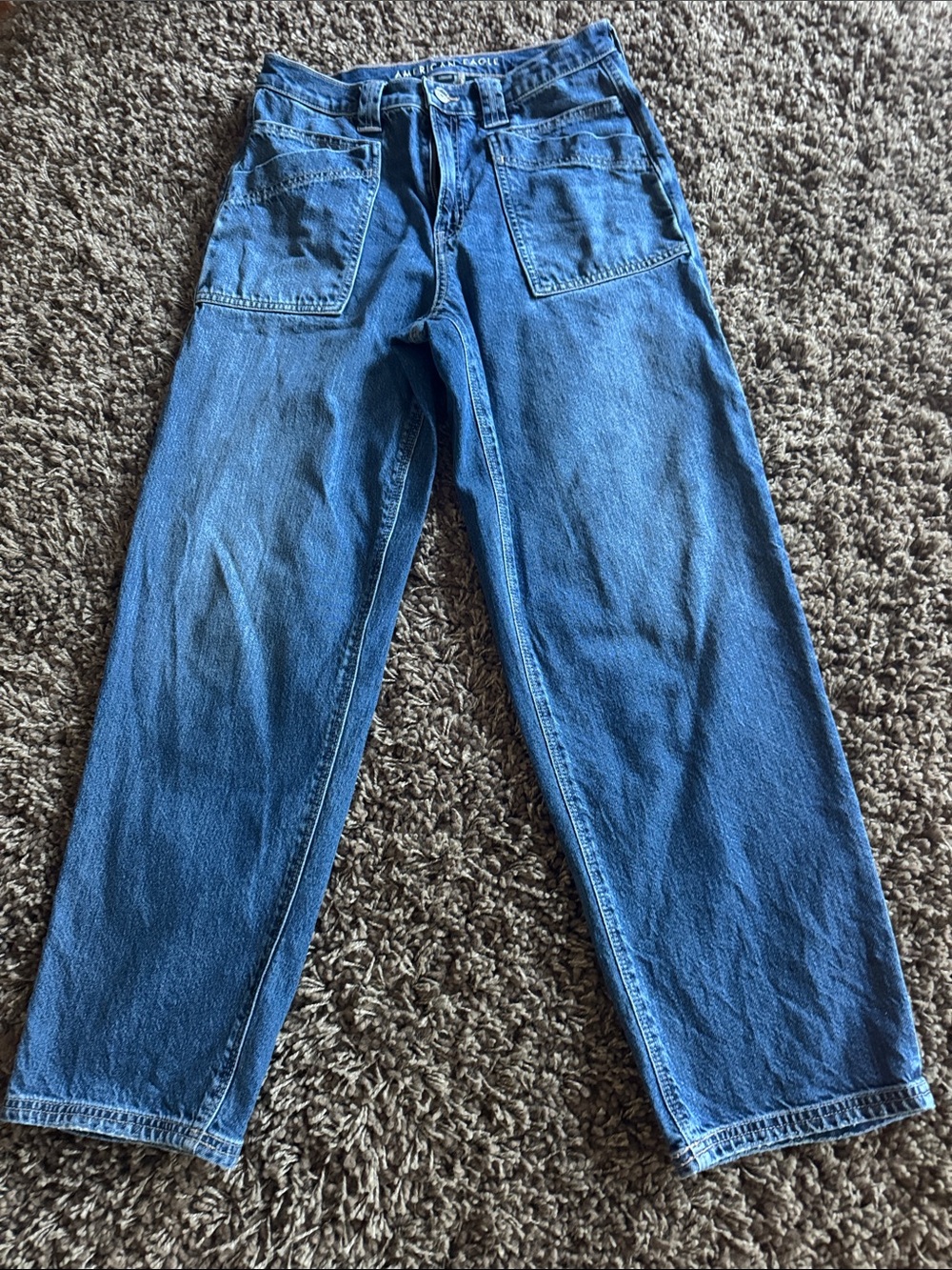 America Eagle super high rise baggy straight jeans